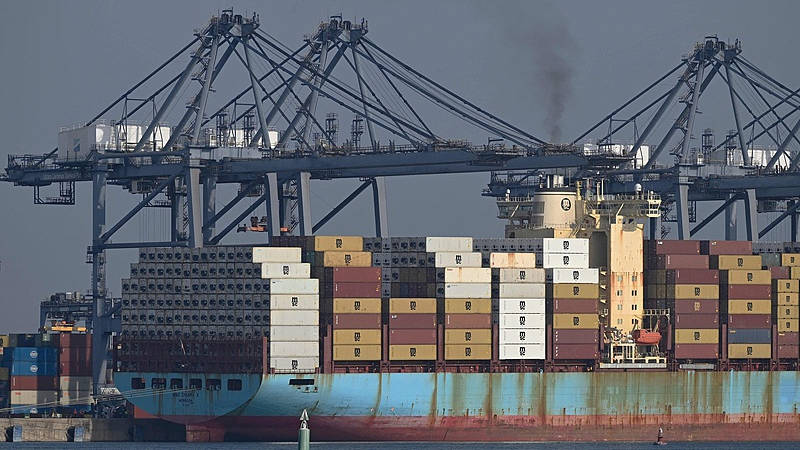 G20財務相会合で中国が関税協議の「対等な対話」を提唱 video poster