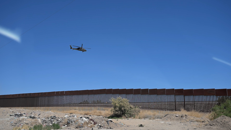 トランプ2期目で強硬移民政策　米国南部国境で亡命申請者が減少 video poster