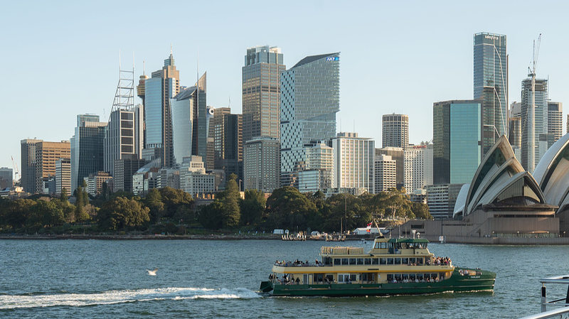 オーストラリアで反移民デモ　政府はネオナチ関与を指摘し強く非難