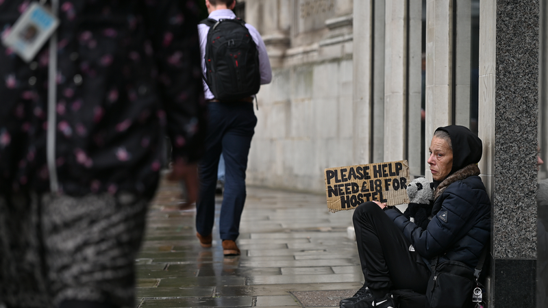 英国失業率が4年ぶり高水準に　米国関税圧力で労働市場が冷え込み