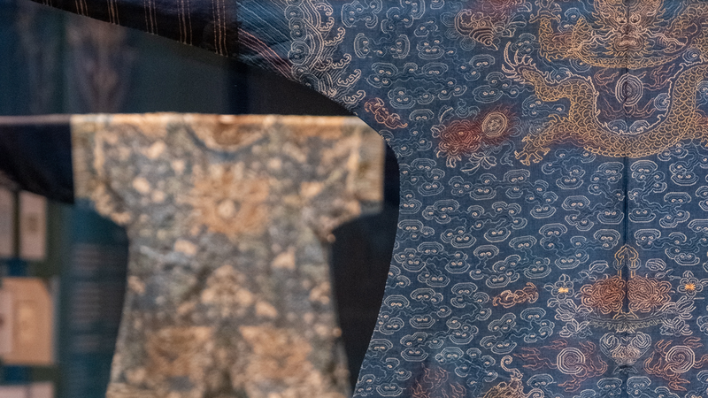 シルクと女性たちの静かな歴史：糸がつなぐ創造性と連帯