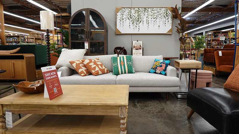 トランプ米大統領、家具輸入への関税調査を表明　価格高騰への影響は