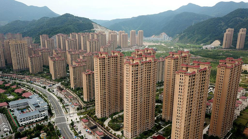 中国「債務リスク解消」策　地方政府の債務上限6兆元引き上げ