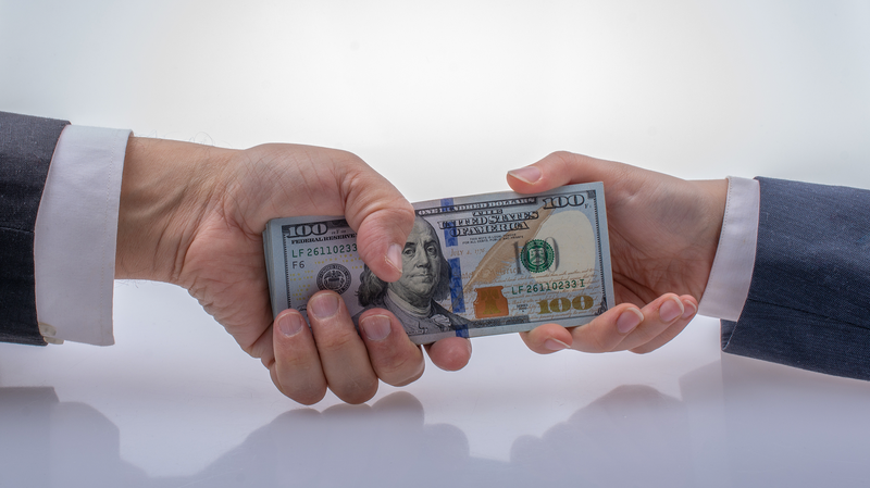 制裁とドル支配は時代遅れに？BRICSと多極通貨の現在地