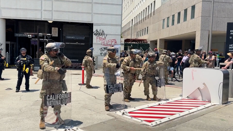 トランプ大統領のロサンゼルス州兵派遣に違法判決　それでも追加派遣を主張 video poster