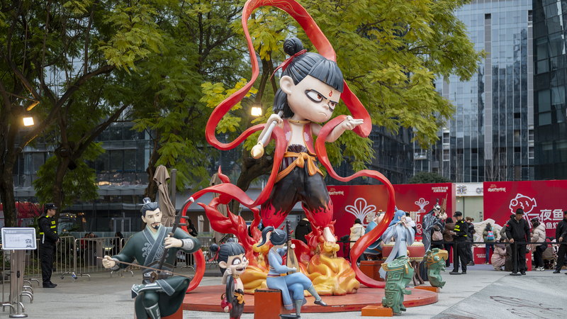 中国アニメ映画「哪吒2」が旅行ブームとグッズ熱をけん引