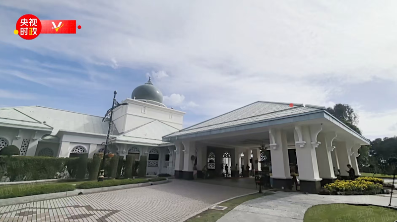 習近平国家主席とマレーシア首相が協力文書交換式典に出席