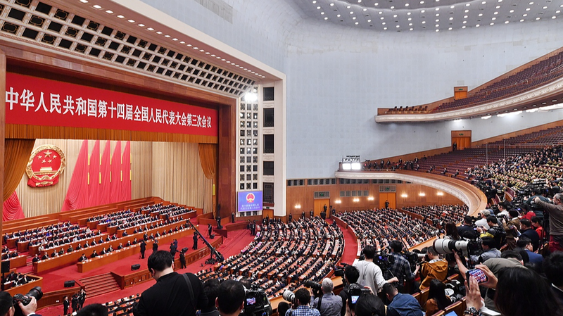 中国「全国両会」を初取材　見えてきた集団の集中とガバナンスの力