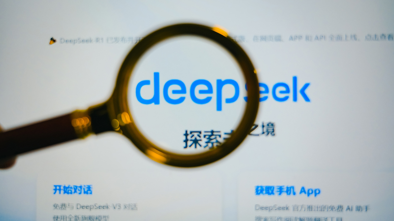 米海軍、AIモデルDeepSeek使用を禁止　専門家は「孤立より協力」を強調 video poster