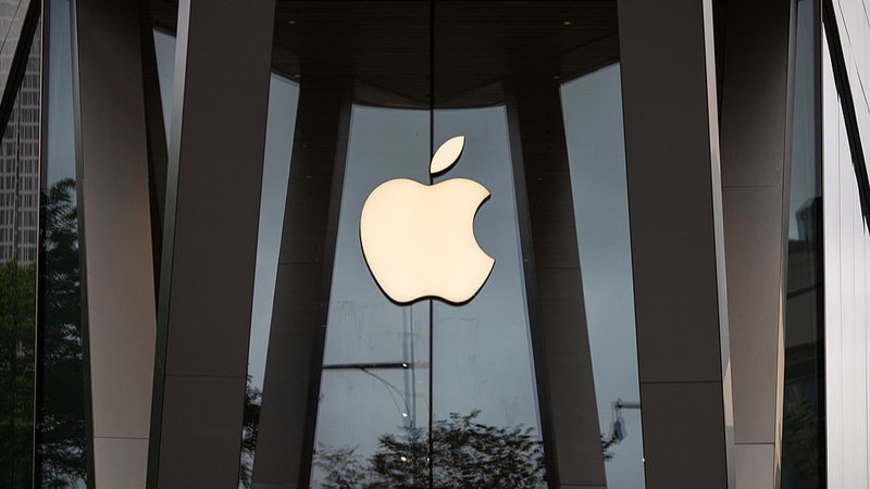 トランプ米大統領、米国外製スマホに関税示唆　EU輸入品50％関税も警告