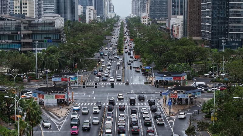 台風カジキ弱まり、中国南部で交通再開　海南・広東の港湾と空港が正常化