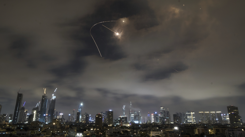 イスラエル・イラン衝突が急展開 米国が核施設を空爆【国際ニュース】 video poster