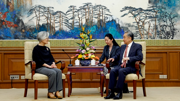 王毅外相「アジア太平洋で前向きな米中関係を」北京で対話強化を呼びかけ