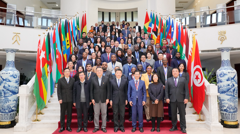 北京で「習近平 国の統治 第5巻」セミナー　中国のガバナンスと4つのグローバル構想を議論