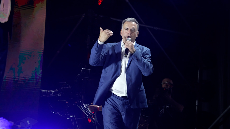 ウルグアイ大統領選2025 左派ブロード・フロントのオルシ氏が勝利 video poster