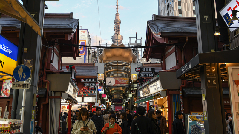 中国が日本旅行に注意喚起　観光・小売株が急落、日本経済に波紋