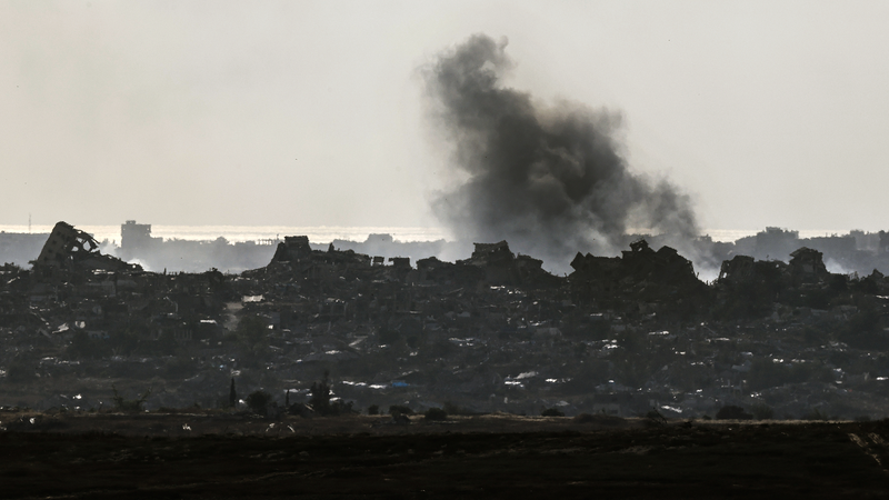 ガザに数カ月ぶり国連支援　約90台分の物資到着も飢饉リスク続く
