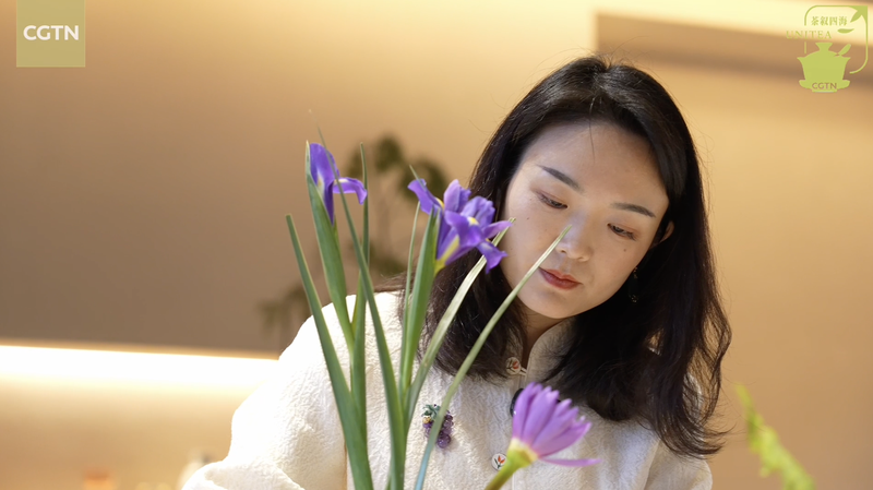 マカオ返還25周年を彩るフラワーアート　王暉さんが咲かせた一輪の物語 video poster
