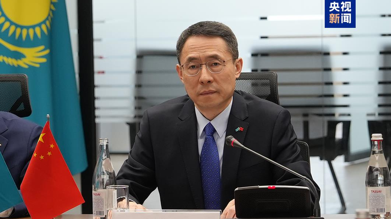 中国とカザフスタンが成長とハイテク協力を議論　アスタナで対話イベント