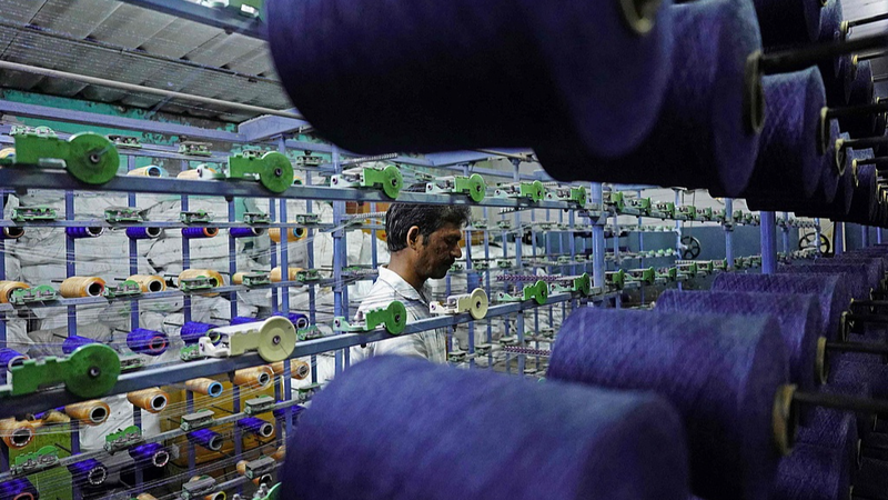 米国がインドに50％報復関税　ロシア産原油めぐり緊張高まる