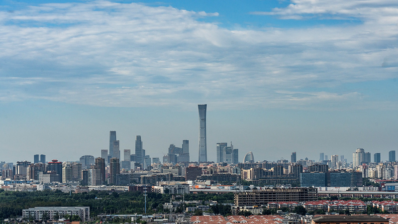中国経済は安定と大きな潜在力　第15次五カ年計画の7つの目標 video poster