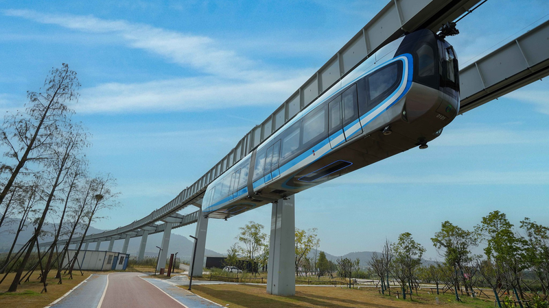 中国・光谷の懸垂式モノレール 光谷フォトンが見せるテックツーリズムの未来