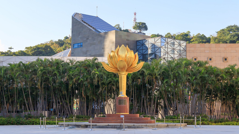 マカオ返還25周年式典に習近平主席が出席 video poster