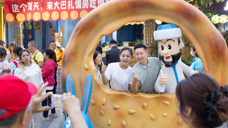 新疆国際大バザールが大にぎわい　1日20万人超の観光ブーム