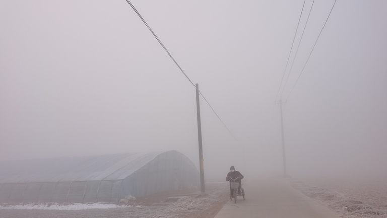 中国本土で濃霧の黄色警報　河北や北京など広範囲で視界200メートル以下も