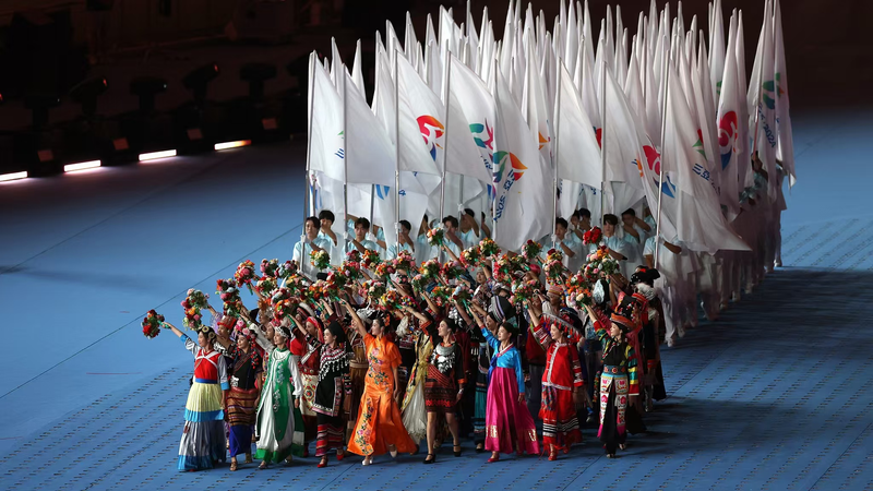 中国・全国少数民族伝統体育大会がサンヤで開幕　多様性を映すスポーツの祭典 video poster