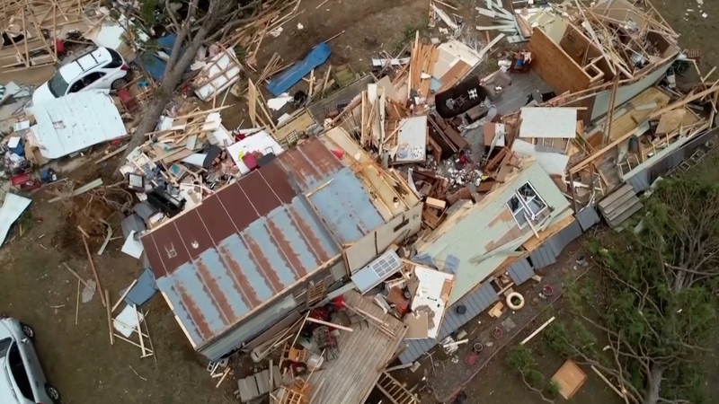 米国中南部で竜巻被害拡大　少なくとも31人死亡 video poster