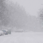 欧州に北極寒波、雪と氷で混乱　空港・鉄道に欠航や遅延
