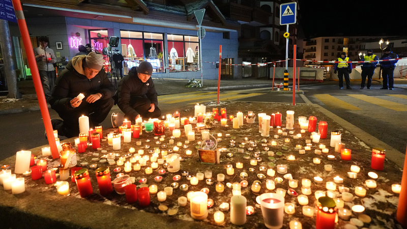 スイス高級スキーリゾートで大規模火災、年越しのバーで約100人負傷・数十人死亡 video poster