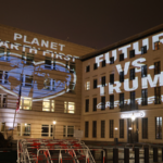 トランプ氏、パリ協定を2度目の離脱へ　背景に「気候変動観」と石油・ガス利害