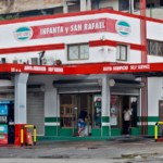 トランプ氏、キューバ向け石油供給国に関税示唆　大統領令で圧力強化