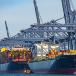 中国本土の2025年貿易、過去最高45.47兆元に：輸出は新エネ車・ドローンが牽引