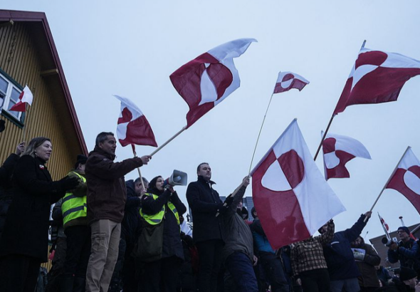 トランプ氏「グリーンランドに後戻りなし」発言、EUは「力の論理」否定