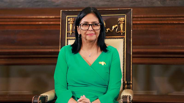 ベネズエラ暫定大統領、混迷の中で「指導部への信頼」を訴え