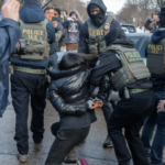 米ICE収容中の死亡者、2025年は32人で20年ぶり高水準　医療対応めぐり訴えも