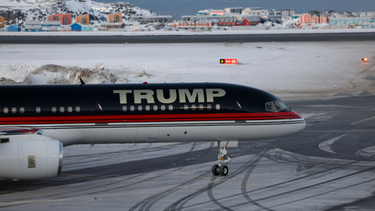 グリーンランド政党が米支配を否定、トランプ氏「力も」発言で波紋