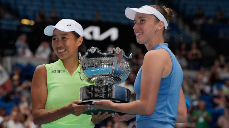 張帥＆メルテンス、全豪OP女子ダブルス初戴冠　7大会目でグランドスラム制覇