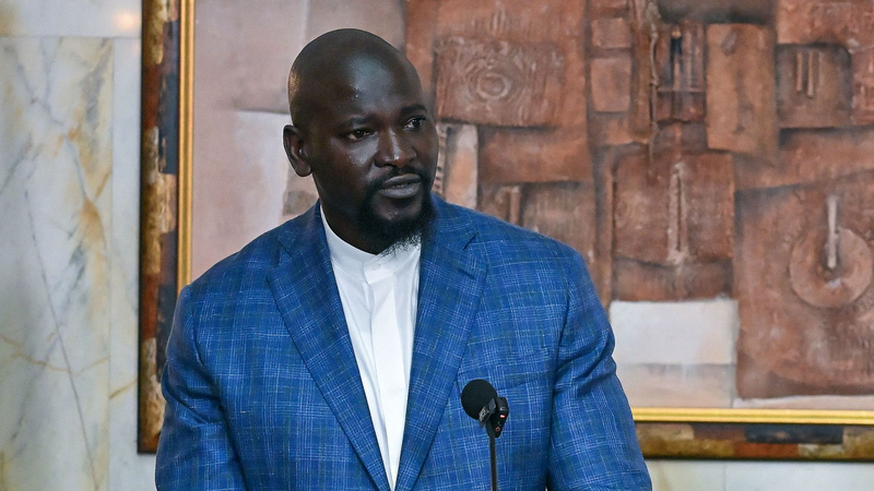 習近平主席、ギニア新大統領ドゥンブヤ氏に祝電――選挙後の外交メッセージ