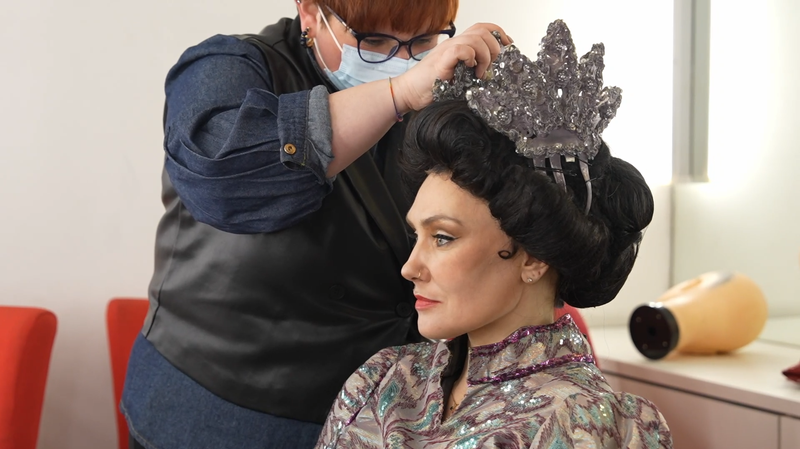 中国本土・重慶で「トゥーランドット」　トゥーランドット役アナスタシアが語る心の融解 video poster