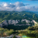 四川・宜賓の「興文ユネスコ世界ジオパーク」　2026春節ガラの舞台へ video poster