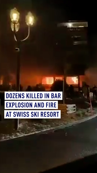 スイス・クランモンタナのバー爆発、数十人死亡の恐れ　負傷者約100人 video poster