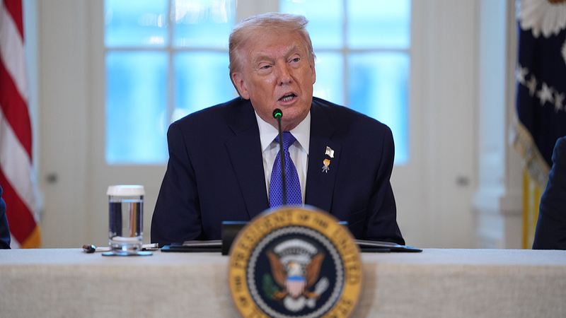 トランプ氏、対イラン軍事攻撃案の説明受ける 米報道—決断は未定