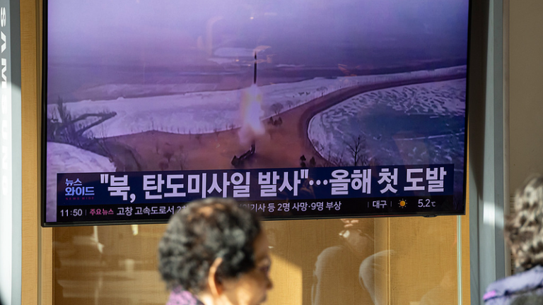 DPRKが東海（East Sea）方向へ飛翔体発射、韓国軍「探知」