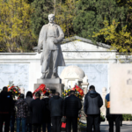 CALO4U1Q2RYSDWDNME4O - NewsTomo – 日本語で読む、世界のニュースハブ 中加関係の安定化とベスーン医師――80年以上続く「人と人」の記憶