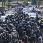 グアテマラ、警察襲撃受け30日間の非常措置　警官7人死亡、刑務所では人質46人