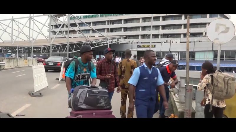 米国の「ビザ保証金」制度が発効、20カ国超のアフリカ渡航者に波紋 video poster